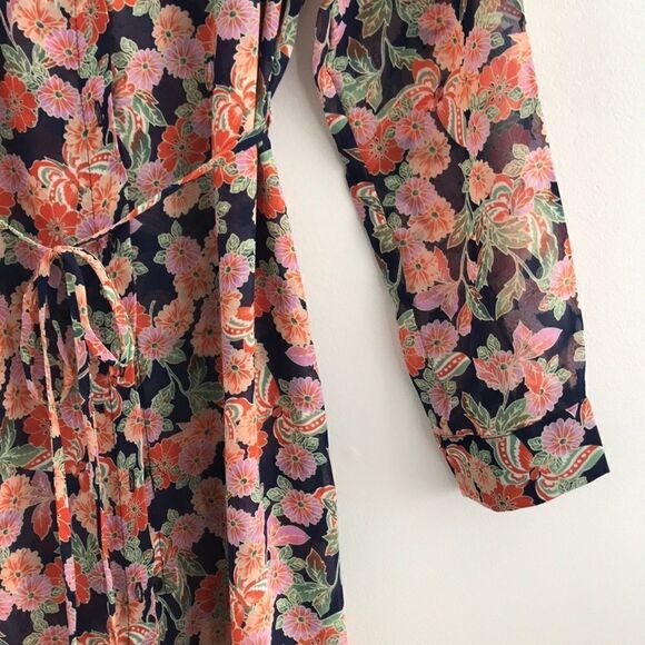 FOREVER 21 button down sheer kimono - Picture 5 of 8